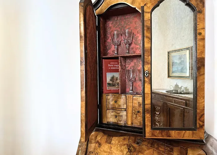 Апартаменты Casa Lovera In Vaticano - Elegant Charming Historic *